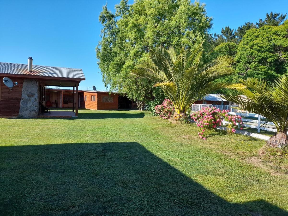 Cabanas Los Castanos ロサンゼルス エクステリア 写真